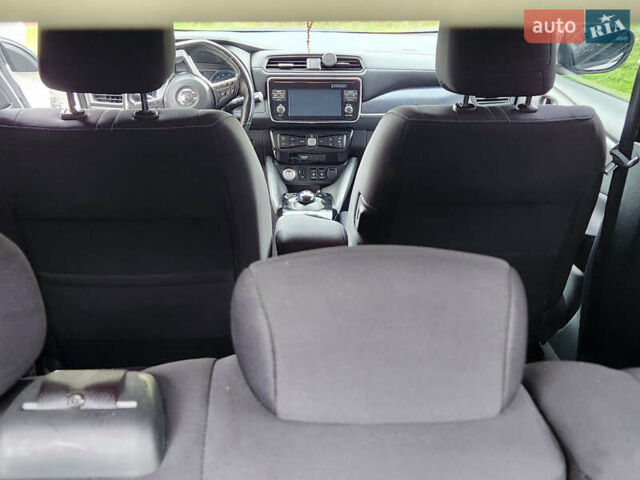 Ниссан Лиф, объемом двигателя 0 л и пробегом 92 тыс. км за 12900 $, фото 27 на Automoto.ua