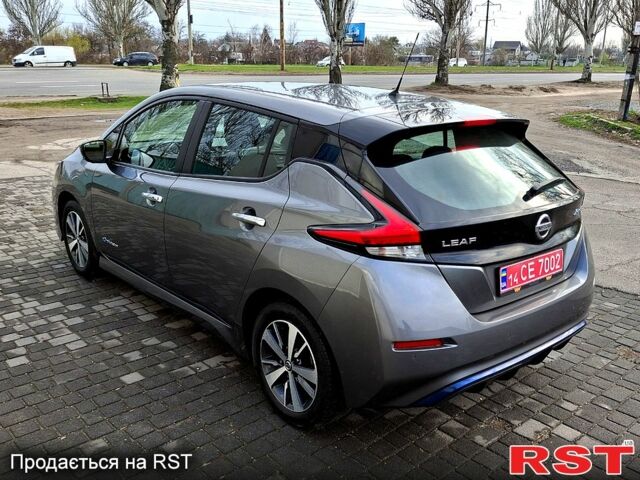 Ниссан Лиф, объемом двигателя 0 л и пробегом 119 тыс. км за 12700 $, фото 4 на Automoto.ua