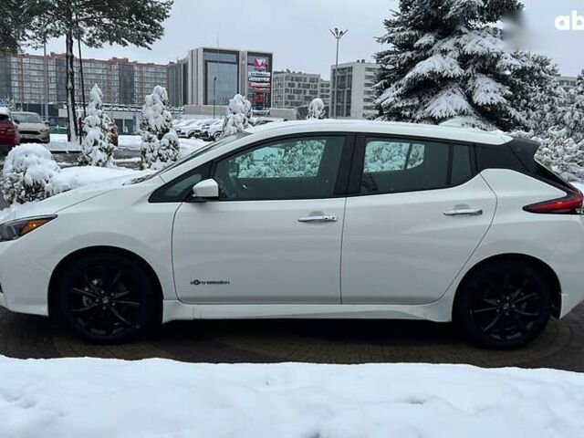 Ніссан Ліф, об'ємом двигуна 0 л та пробігом 121 тис. км за 12750 $, фото 3 на Automoto.ua