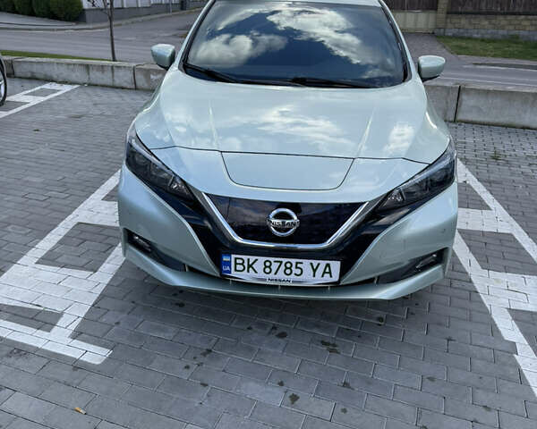Ниссан Лиф, объемом двигателя 0 л и пробегом 56 тыс. км за 12500 $, фото 1 на Automoto.ua