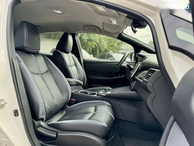 Ниссан Лиф, объемом двигателя 0 л и пробегом 50 тыс. км за 16500 $, фото 2 на Automoto.ua