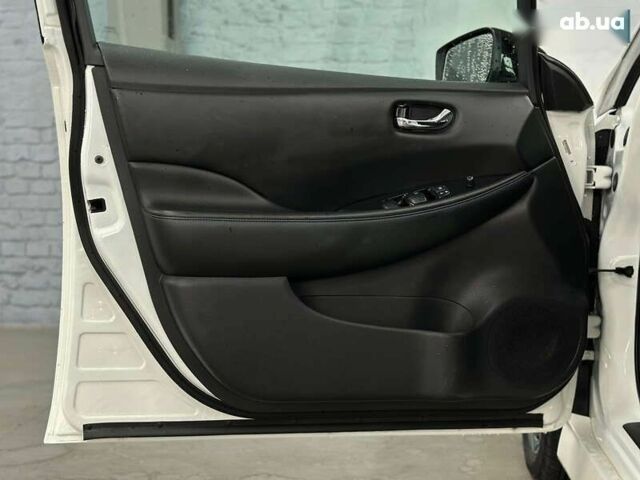 Ниссан Лиф, объемом двигателя 0 л и пробегом 56 тыс. км за 13500 $, фото 1 на Automoto.ua