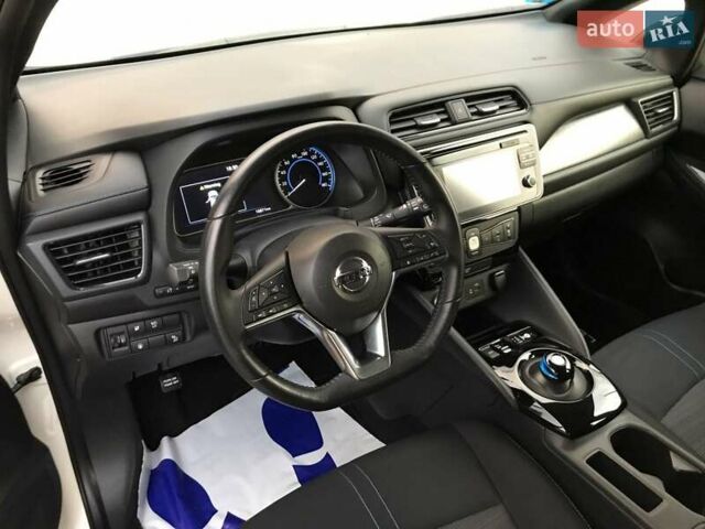 Ниссан Лиф, объемом двигателя 0 л и пробегом 15 тыс. км за 16200 $, фото 32 на Automoto.ua