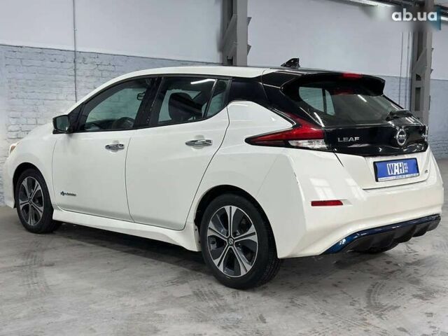 Ниссан Лиф, объемом двигателя 0 л и пробегом 56 тыс. км за 13500 $, фото 6 на Automoto.ua