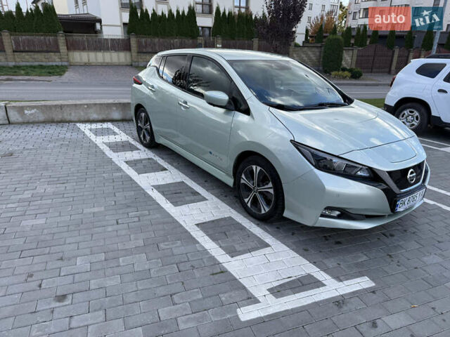 Ниссан Лиф, объемом двигателя 0 л и пробегом 56 тыс. км за 12500 $, фото 2 на Automoto.ua