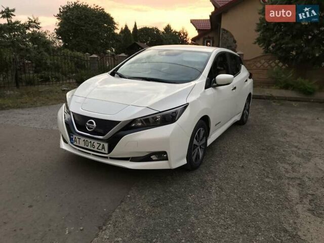 Ниссан Лиф, объемом двигателя 0 л и пробегом 15 тыс. км за 16200 $, фото 3 на Automoto.ua