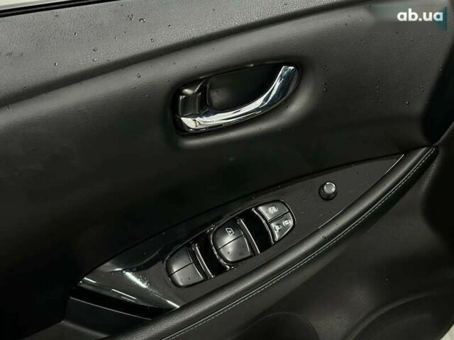 Ниссан Лиф, объемом двигателя 0 л и пробегом 56 тыс. км за 13500 $, фото 13 на Automoto.ua