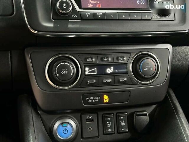 Ниссан Лиф, объемом двигателя 0 л и пробегом 56 тыс. км за 13500 $, фото 14 на Automoto.ua
