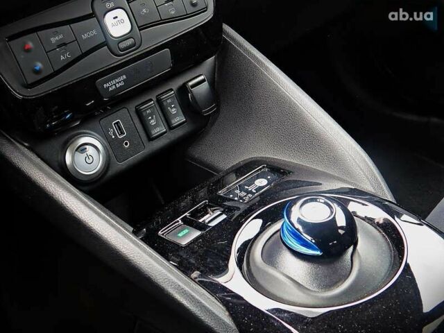 Ніссан Ліф, об'ємом двигуна 0 л та пробігом 30 тис. км за 14900 $, фото 13 на Automoto.ua