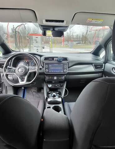 Ниссан Лиф, объемом двигателя 0 л и пробегом 100 тыс. км за 12700 $, фото 5 на Automoto.ua