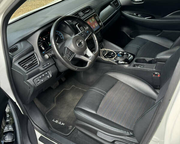 Ниссан Лиф, объемом двигателя 0 л и пробегом 33 тыс. км за 17300 $, фото 17 на Automoto.ua