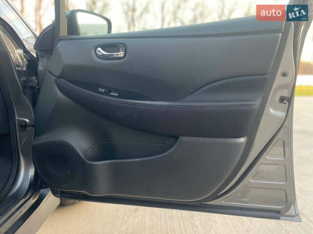 Ніссан Ліф, об'ємом двигуна 0 л та пробігом 27 тис. км за 13500 $, фото 21 на Automoto.ua