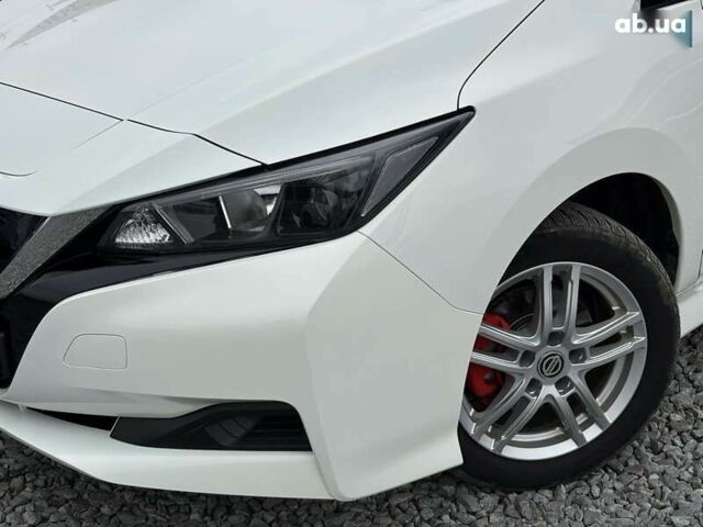 Ниссан Лиф, объемом двигателя 0 л и пробегом 59 тыс. км за 14500 $, фото 6 на Automoto.ua