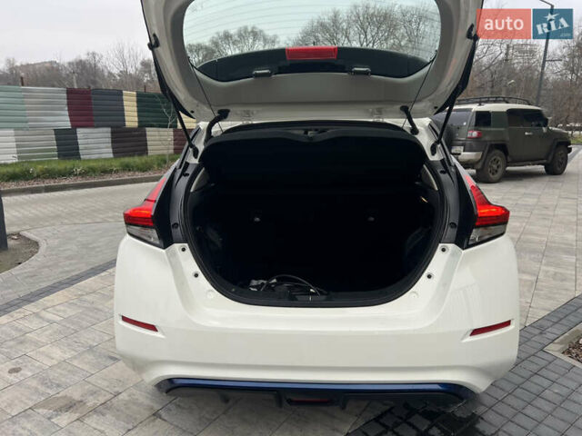 Ніссан Ліф, об'ємом двигуна 0 л та пробігом 32 тис. км за 13999 $, фото 28 на Automoto.ua