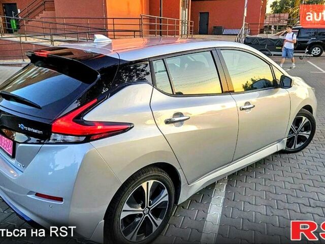 Ниссан Лиф, объемом двигателя 0.11 л и пробегом 98 тыс. км за 14000 $, фото 8 на Automoto.ua