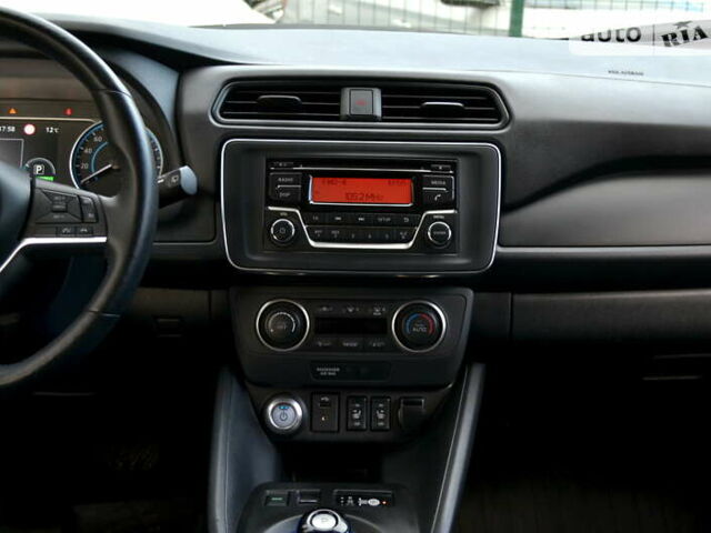 Ниссан Лиф, объемом двигателя 0 л и пробегом 31 тыс. км за 18855 $, фото 50 на Automoto.ua