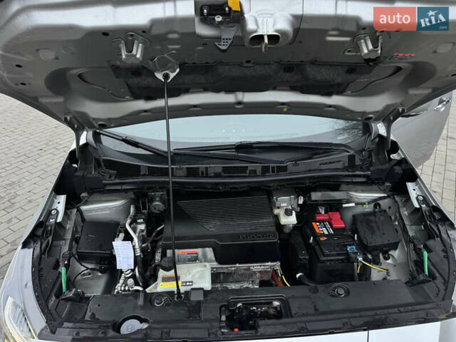 Ниссан Лиф, объемом двигателя 0 л и пробегом 53 тыс. км за 15700 $, фото 32 на Automoto.ua