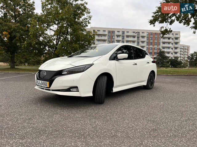 Ниссан Лиф, объемом двигателя 0 л и пробегом 44 тыс. км за 20000 $, фото 2 на Automoto.ua