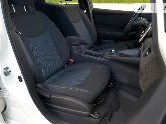 Ниссан Лиф, объемом двигателя 0 л и пробегом 31 тыс. км за 18855 $, фото 36 на Automoto.ua