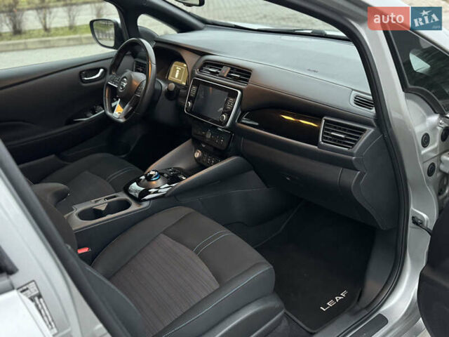 Ниссан Лиф, объемом двигателя 0 л и пробегом 53 тыс. км за 15700 $, фото 3 на Automoto.ua