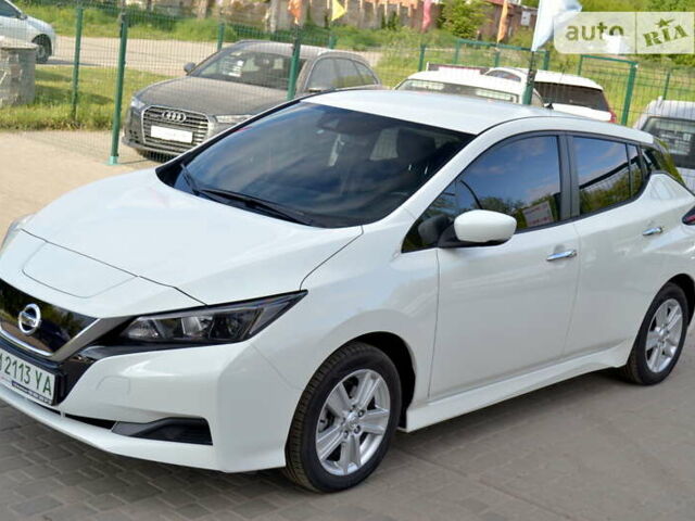 Ниссан Лиф, объемом двигателя 0 л и пробегом 31 тыс. км за 18855 $, фото 2 на Automoto.ua