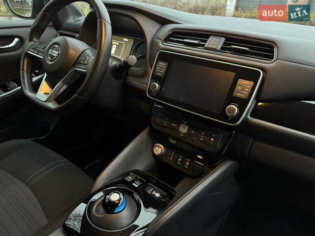 Ниссан Лиф, объемом двигателя 0 л и пробегом 53 тыс. км за 15700 $, фото 4 на Automoto.ua