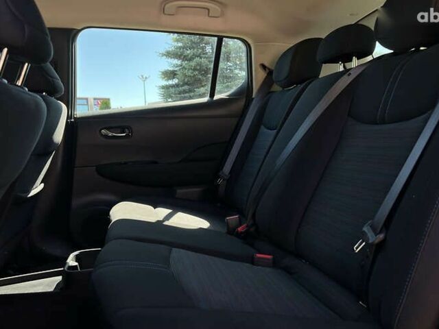 Ниссан Лиф, объемом двигателя 0 л и пробегом 9 тыс. км за 20800 $, фото 10 на Automoto.ua