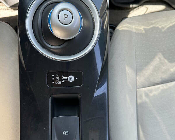 Сірий Ніссан Ліф, об'ємом двигуна 0 л та пробігом 115 тис. км за 5200 $, фото 20 на Automoto.ua