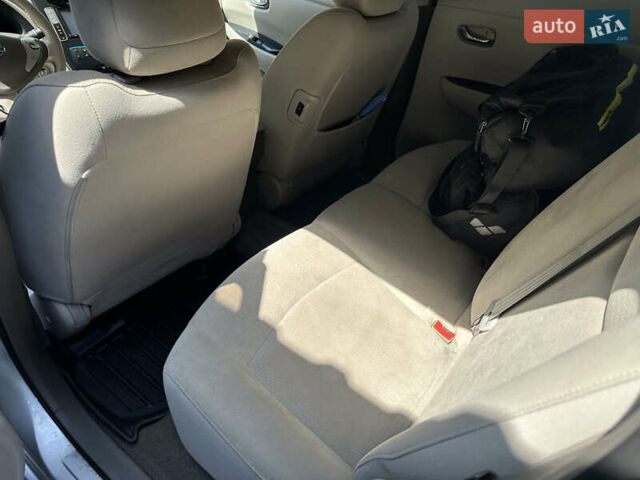 Сірий Ніссан Ліф, об'ємом двигуна 0 л та пробігом 115 тис. км за 5200 $, фото 13 на Automoto.ua