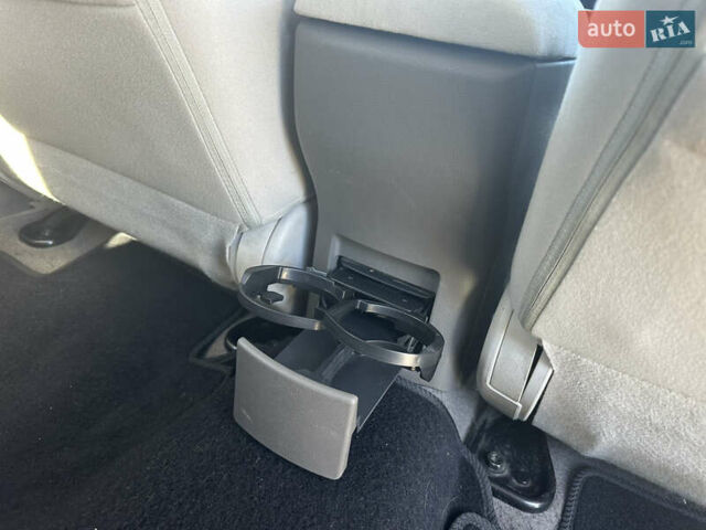 Сірий Ніссан Ліф, об'ємом двигуна 0 л та пробігом 132 тис. км за 5500 $, фото 41 на Automoto.ua