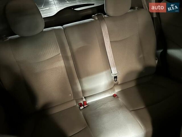 Серый Ниссан Лиф, объемом двигателя 0 л и пробегом 101 тыс. км за 4500 $, фото 9 на Automoto.ua