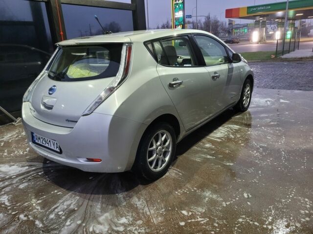 Сірий Ніссан Ліф, об'ємом двигуна 0 л та пробігом 135 тис. км за 3750 $, фото 3 на Automoto.ua