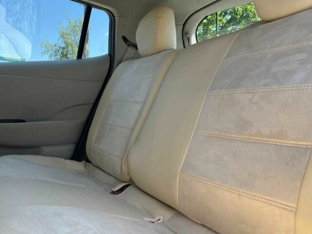 Сірий Ніссан Ліф, об'ємом двигуна 0 л та пробігом 99 тис. км за 5500 $, фото 21 на Automoto.ua