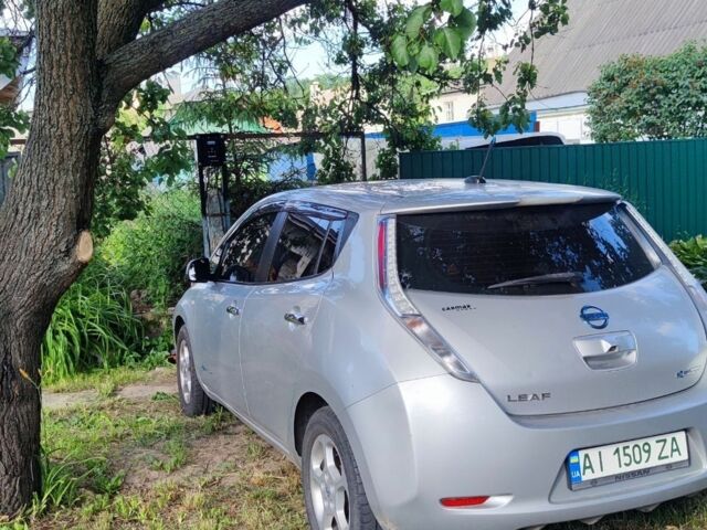 Сірий Ніссан Ліф, об'ємом двигуна 0 л та пробігом 192 тис. км за 5500 $, фото 5 на Automoto.ua