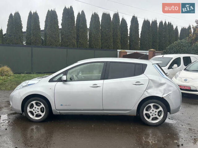 Сірий Ніссан Ліф, об'ємом двигуна 0 л та пробігом 99 тис. км за 3950 $, фото 7 на Automoto.ua