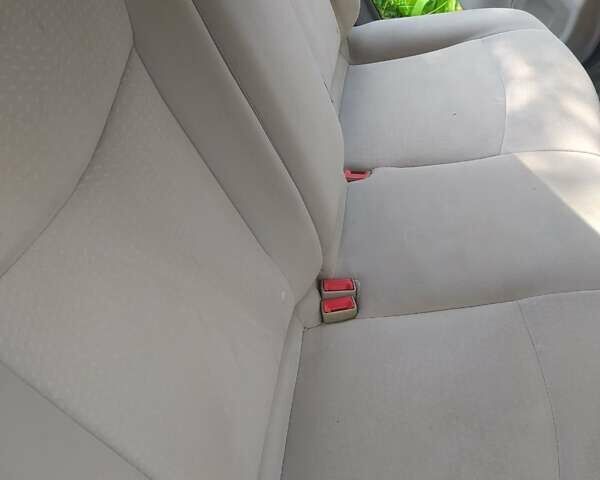 Серый Ниссан Лиф, объемом двигателя 0 л и пробегом 160 тыс. км за 6700 $, фото 3 на Automoto.ua