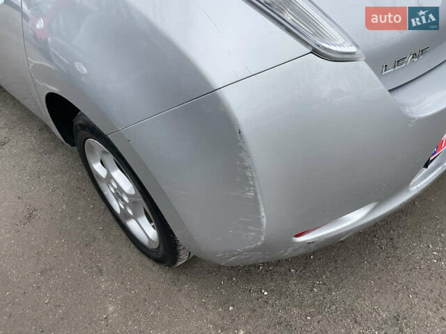 Серый Ниссан Лиф, объемом двигателя 0 л и пробегом 109 тыс. км за 3800 $, фото 21 на Automoto.ua