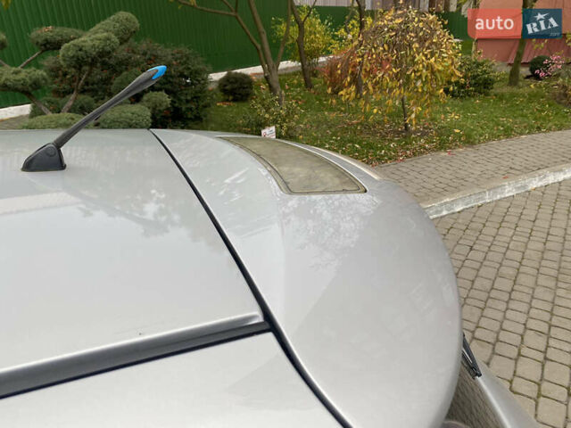 Сірий Ніссан Ліф, об'ємом двигуна 0 л та пробігом 118 тис. км за 5500 $, фото 22 на Automoto.ua