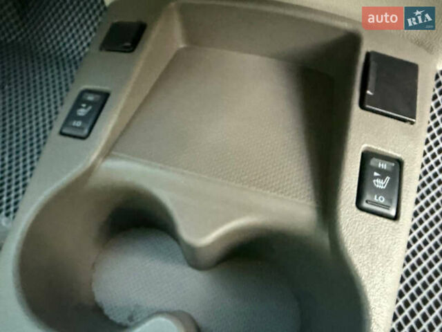 Серый Ниссан Лиф, объемом двигателя 0 л и пробегом 136 тыс. км за 5000 $, фото 29 на Automoto.ua