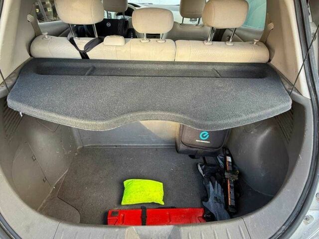 Серый Ниссан Лиф, объемом двигателя 0 л и пробегом 123 тыс. км за 9500 $, фото 8 на Automoto.ua