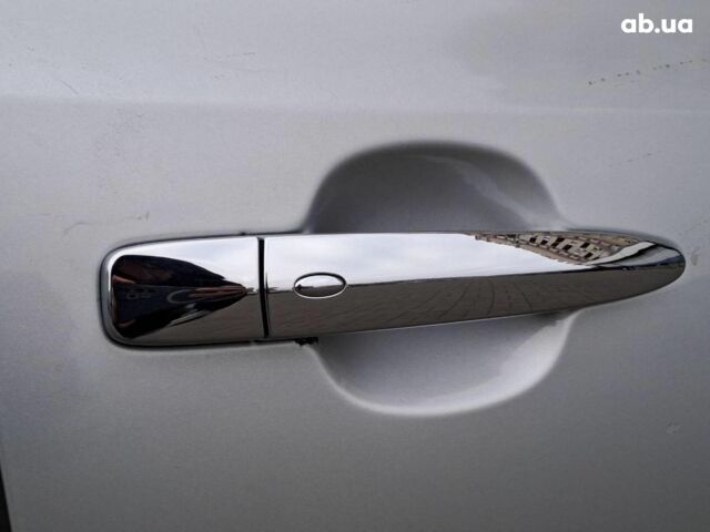 Серый Ниссан Лиф, объемом двигателя 0 л и пробегом 144 тыс. км за 5990 $, фото 18 на Automoto.ua