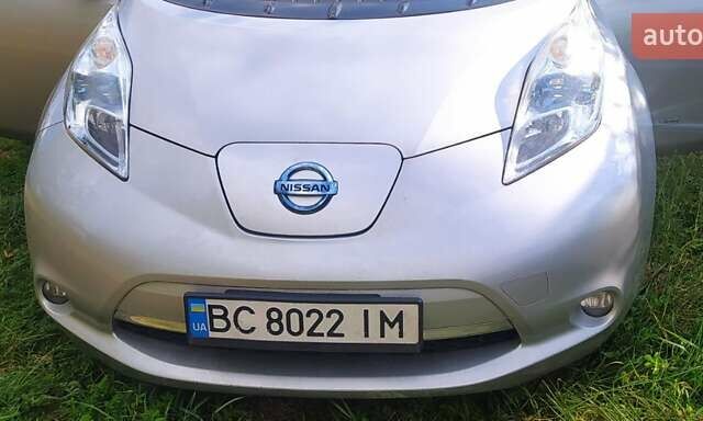 Серый Ниссан Лиф, объемом двигателя 0 л и пробегом 160 тыс. км за 6700 $, фото 11 на Automoto.ua