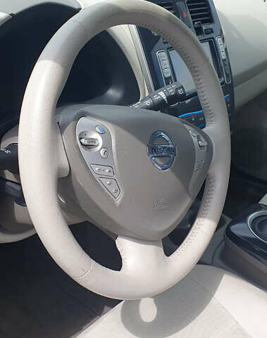 Сірий Ніссан Ліф, об'ємом двигуна 0 л та пробігом 160 тис. км за 8700 $, фото 19 на Automoto.ua