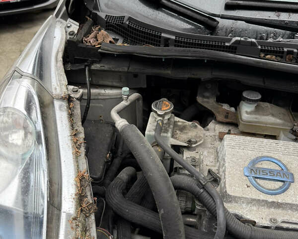 Сірий Ніссан Ліф, об'ємом двигуна 0 л та пробігом 135 тис. км за 4990 $, фото 29 на Automoto.ua