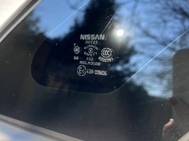 Серый Ниссан Лиф, объемом двигателя 0 л и пробегом 142 тыс. км за 5500 $, фото 22 на Automoto.ua