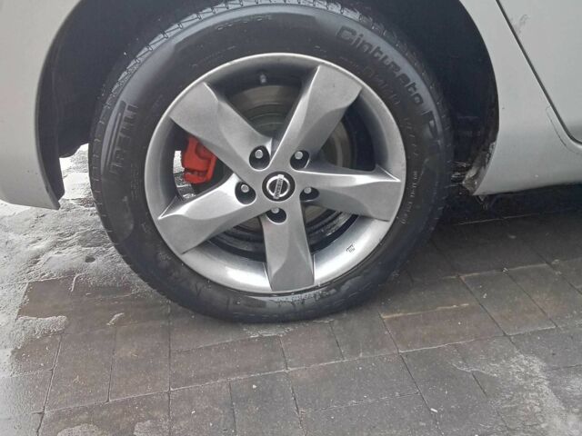 Сірий Ніссан Ліф, об'ємом двигуна 0 л та пробігом 130 тис. км за 4400 $, фото 6 на Automoto.ua