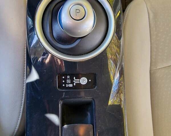 Сірий Ніссан Ліф, об'ємом двигуна 0 л та пробігом 142 тис. км за 5500 $, фото 22 на Automoto.ua