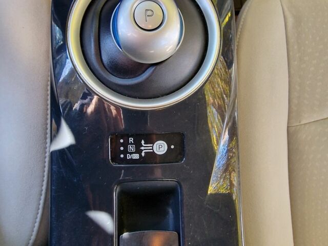 Серый Ниссан Лиф, объемом двигателя 0 л и пробегом 142 тыс. км за 5500 $, фото 9 на Automoto.ua