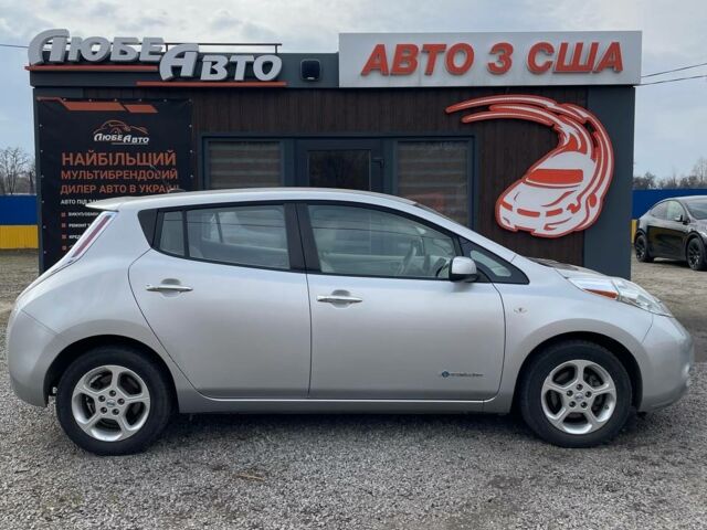 Серый Ниссан Лиф, объемом двигателя 0 л и пробегом 136 тыс. км за 5900 $, фото 12 на Automoto.ua