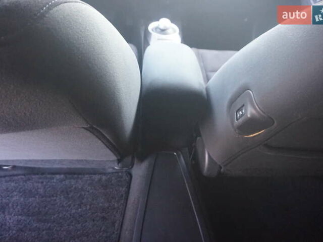 Серый Ниссан Лиф, объемом двигателя 0 л и пробегом 193 тыс. км за 5555 $, фото 46 на Automoto.ua